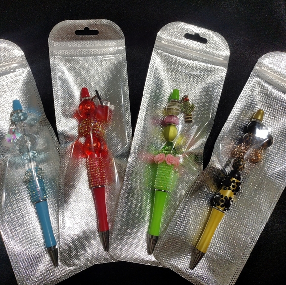 Handmade Refillable Bling Pens - Picture 6 of 7
